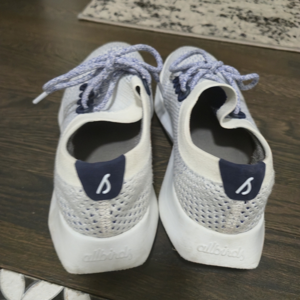 Allbirds White and Gray Knit Sneakers